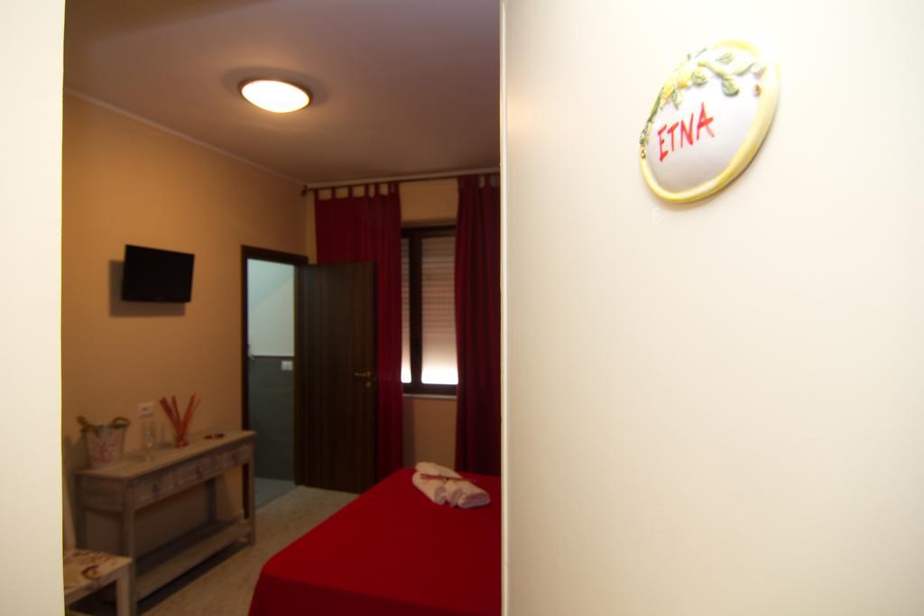 B&B Tifeo Villafranca Tirrena Exterior foto